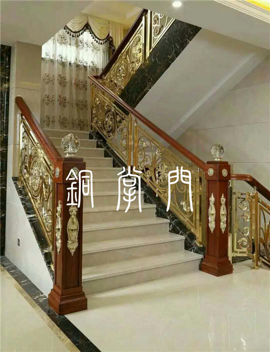 銅護欄